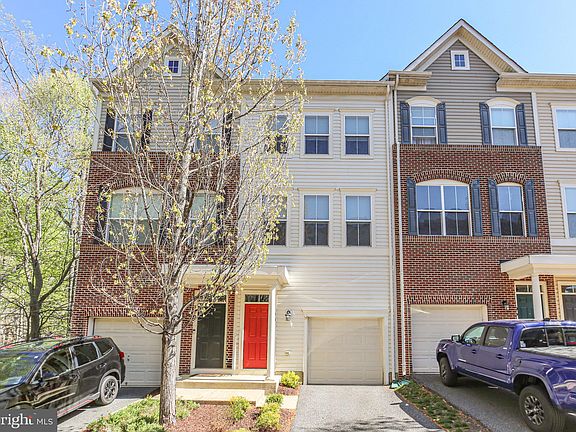 2nd image of 108 Nestors Pl