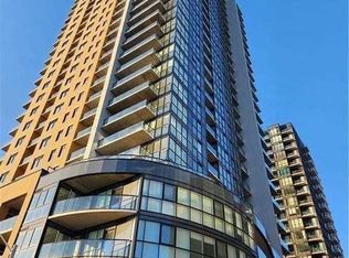 108 Garment St #907, Kitchener, ON N2G 0C8