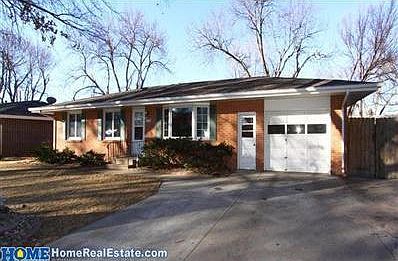 3rd image of 1253 Plainview Ave