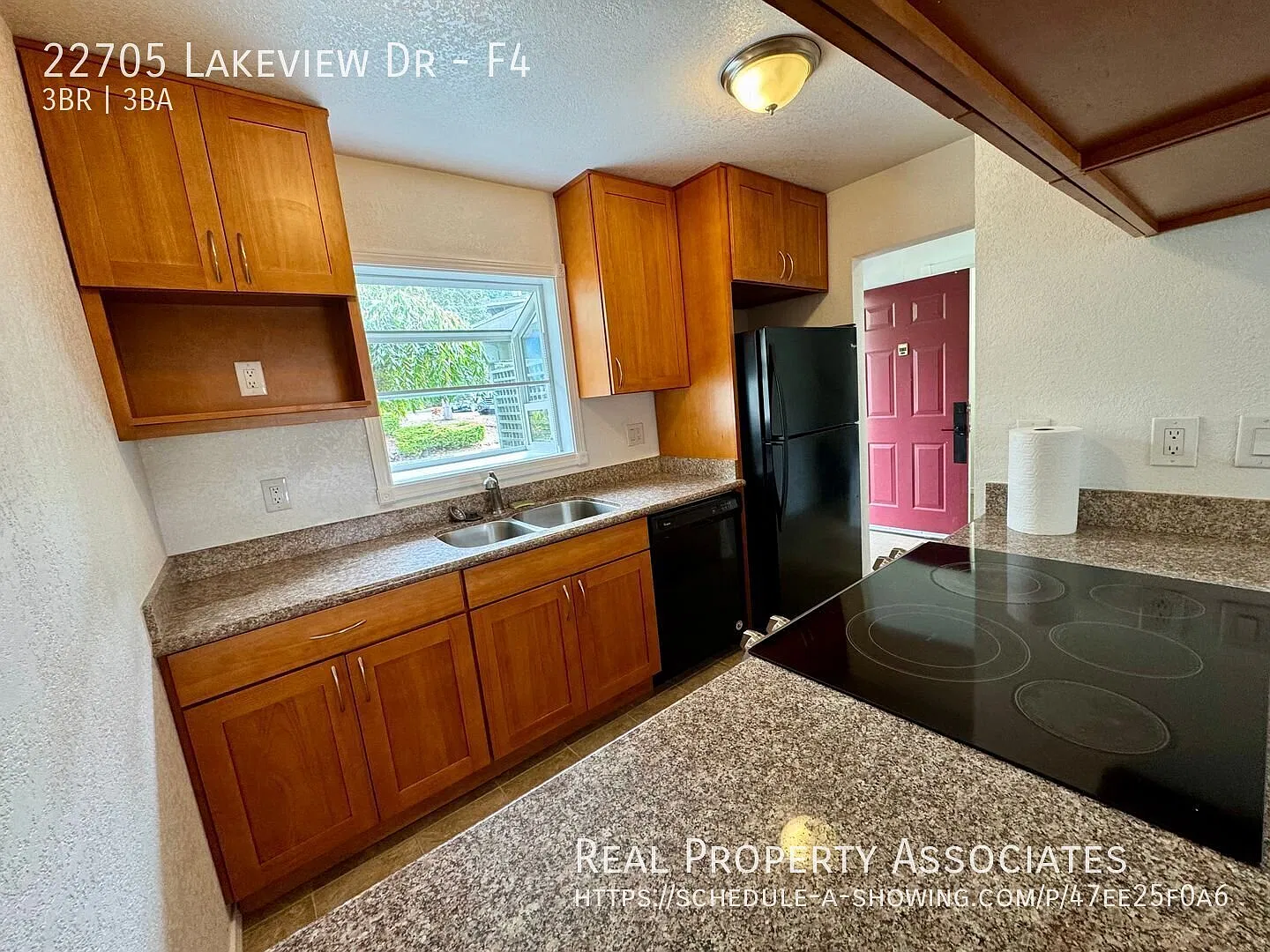 Ballinger Lake Condo — Photo 2