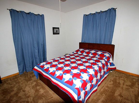 4th image of 301 County Road 128