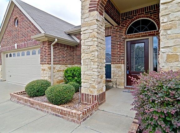 2nd image of 5044 Golden Eagle Dr