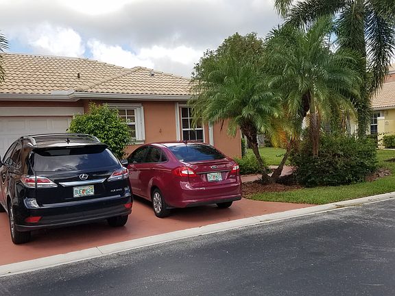 Guest Parking also avail 