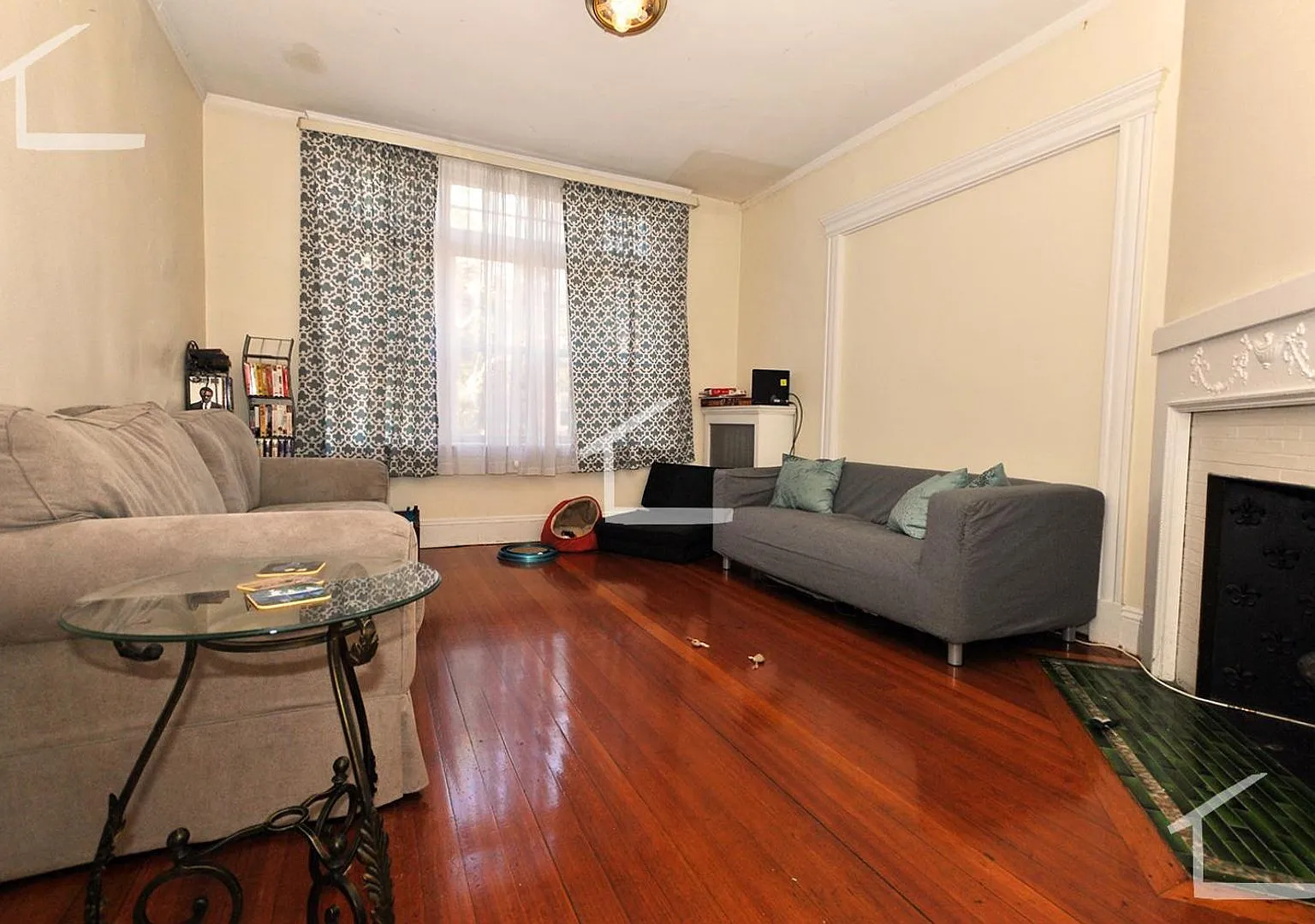 Huge 4 bed in Cleveland Circle — Photo 2