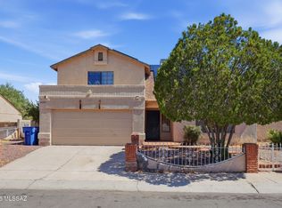 1692 W Picton Arc, Tucson, AZ 85746
