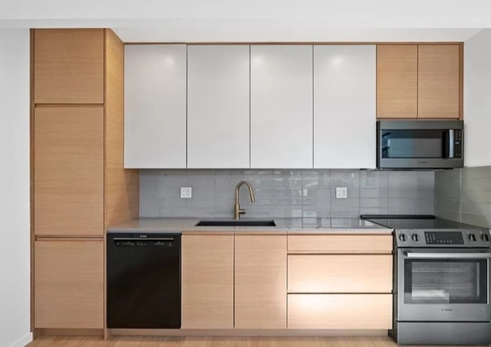 1st image of 20-48 Steinway St #101