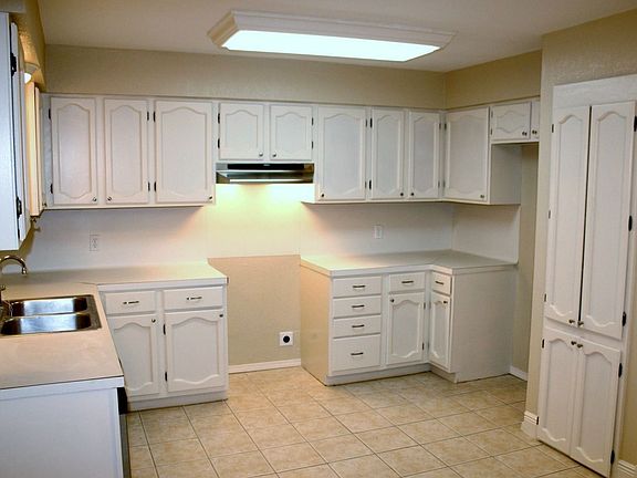 5th image of 2017 Ravenwood Ln