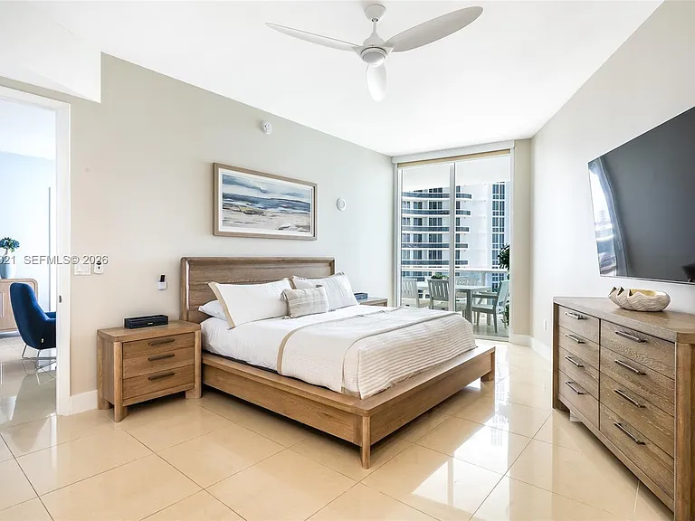 15901 Collins Ave #2303 — Photo 8