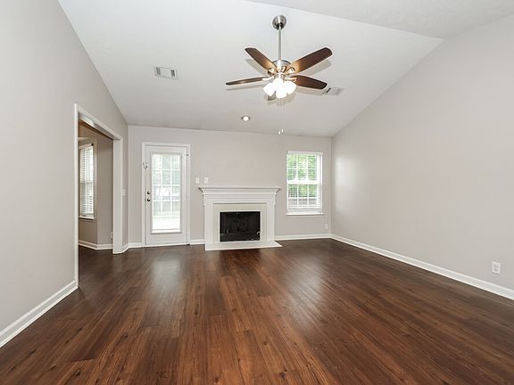 4th image of 7551 W Winchester Dr