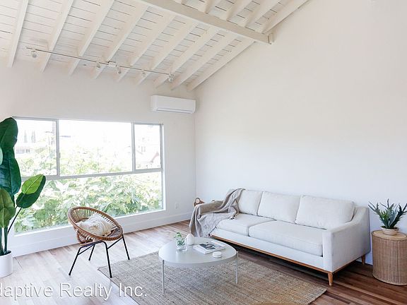 4th image of 5074 Romaine St #5078