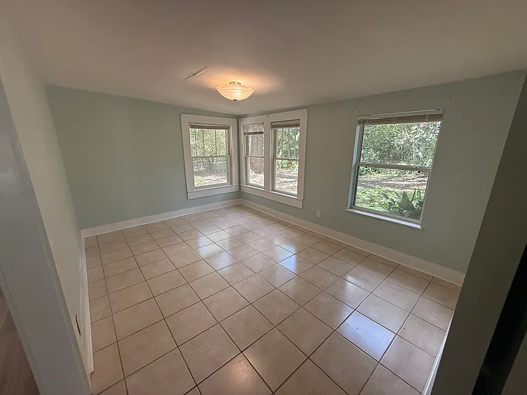 718 Bayou Blvd — Photo 5