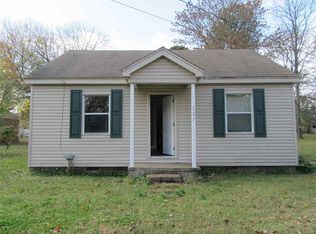 127 N Elm St, Adamsville, TN 38310