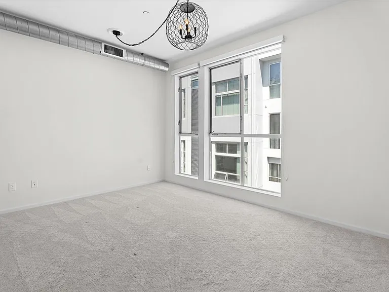 4151 Redwood Ave #305 — Photo 13
