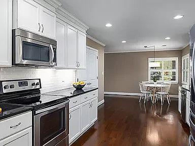 608 Shades Creek Pkwy — Photo 12