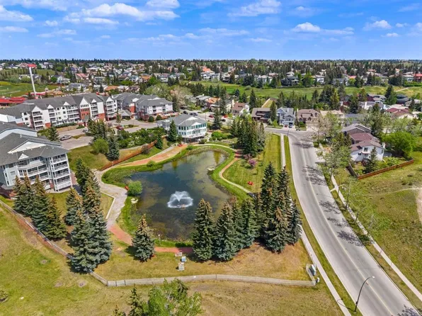 1108 SW Hawksbrow Point NW #1108, Calgary, AB T3G 4C9