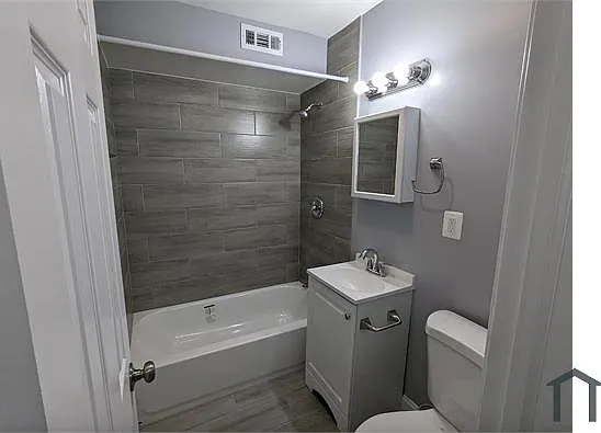 5325 Bass Pl SE #16 — Photo 4