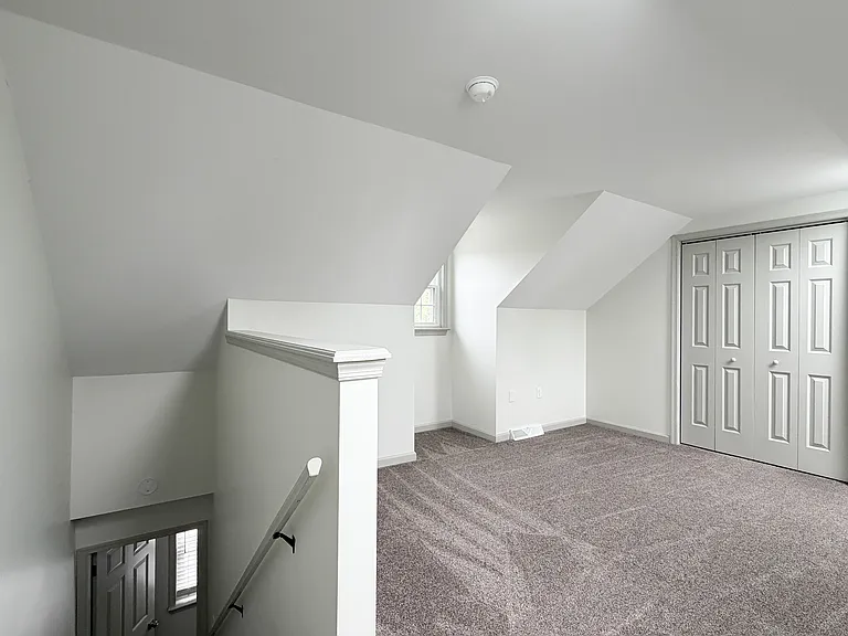 425 Deerfield Dr — Photo 16