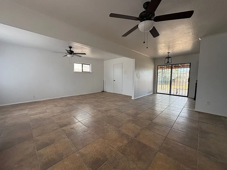 5845 Wrangler Dr — Photo 3