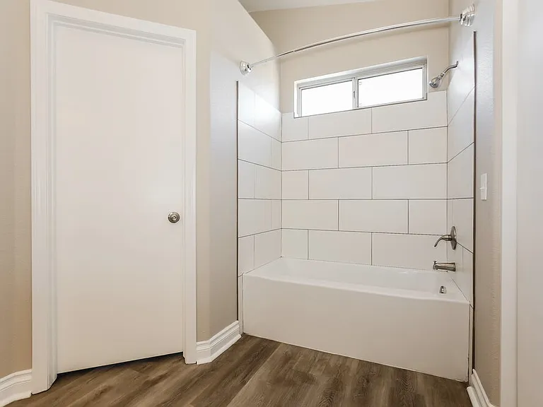 5016 Running Rapids Ave — Photo 13