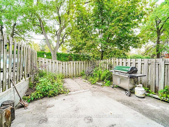 5th image of 91 Rameau Dr #7
