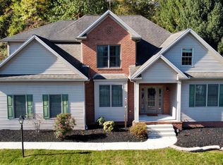 1018 Country Club Rd, Camp Hill, PA 17011