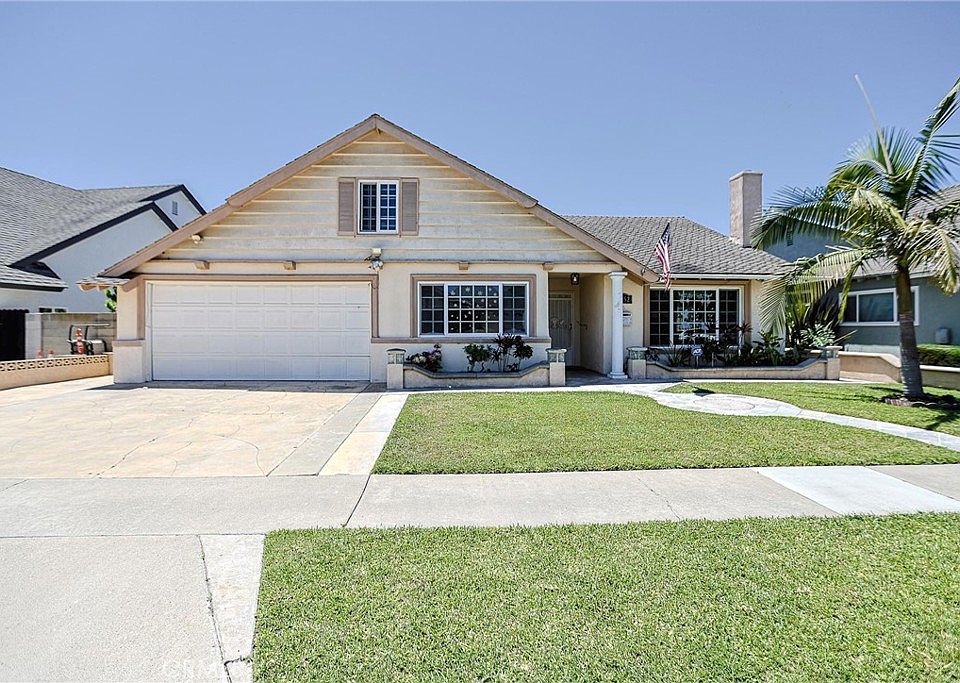 1st image of 8952 Pebble Beach Cir