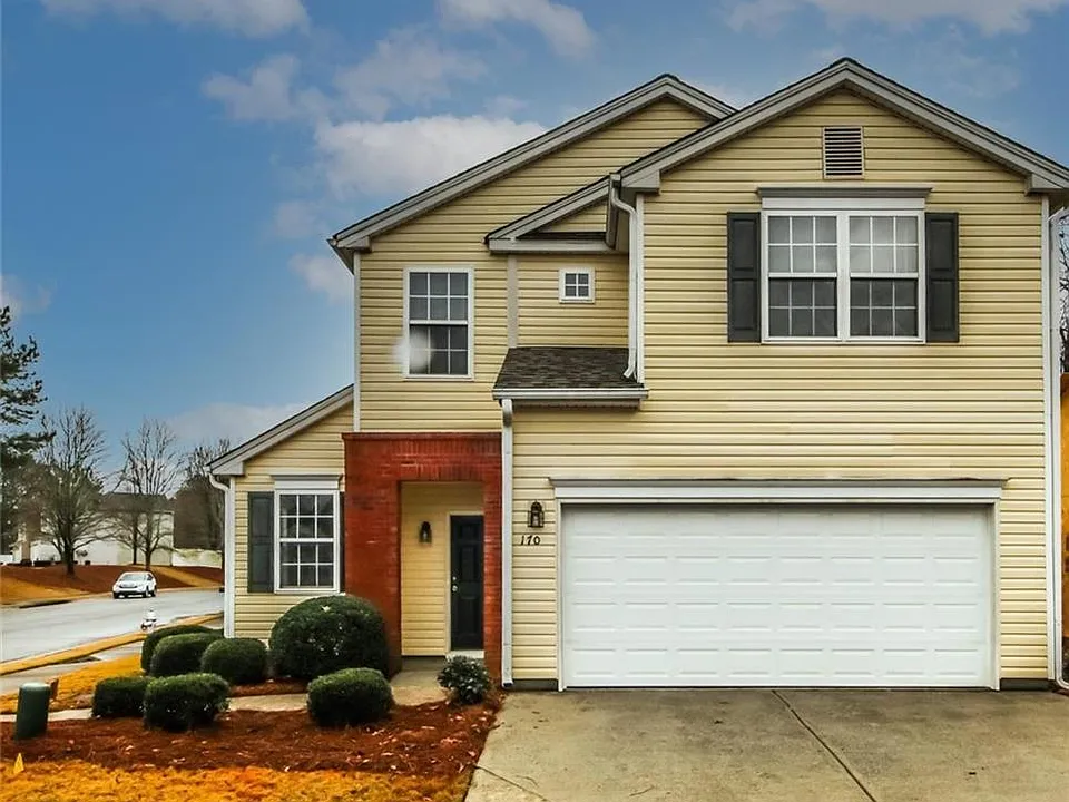 170 Windcroft Ln NW