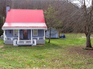 32 Turkey Creek Rd, Clyde, NC 28721