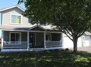 219 Bluestem Ct, Watertown, MN 55388