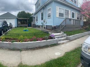 8 Lambert St, Cranston, RI 02910