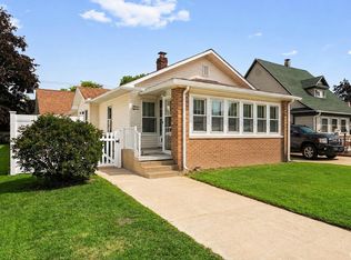 1518 E 3rd St, Mishawaka, IN 46544