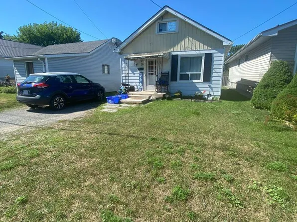 30 Bocage St, Quinte West, ON K8V 2L4