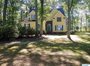 1305 Mathis Mill Rd, Albertville, AL 35951