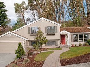 13336 SE 52nd St, Bellevue, WA 98006