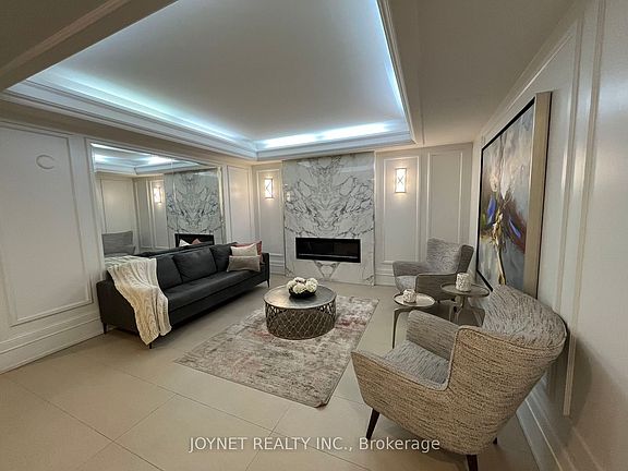 2nd image of 309 Major Mackenzie Dr E #721