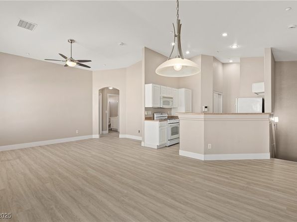 2088 Overton Beach St UNIT 101