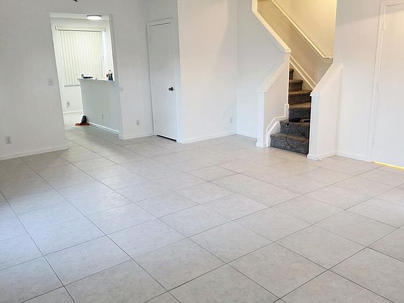 5th image of 10851 Palm Ridge Lane
