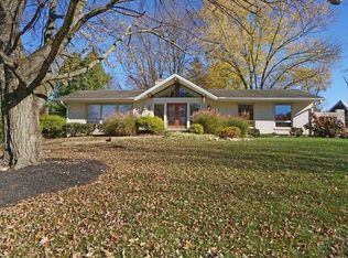 9914 Knollwind Dr, Cincinnati, OH 45242