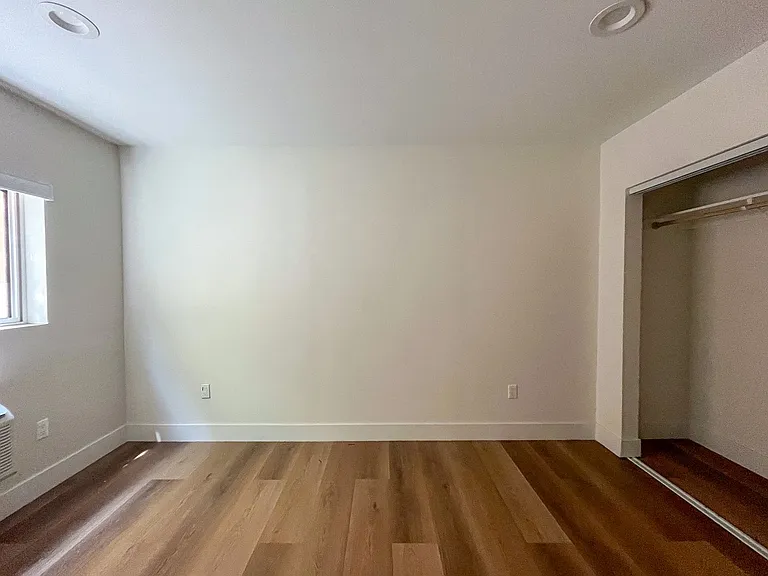 610 N Soto St — Photo 9