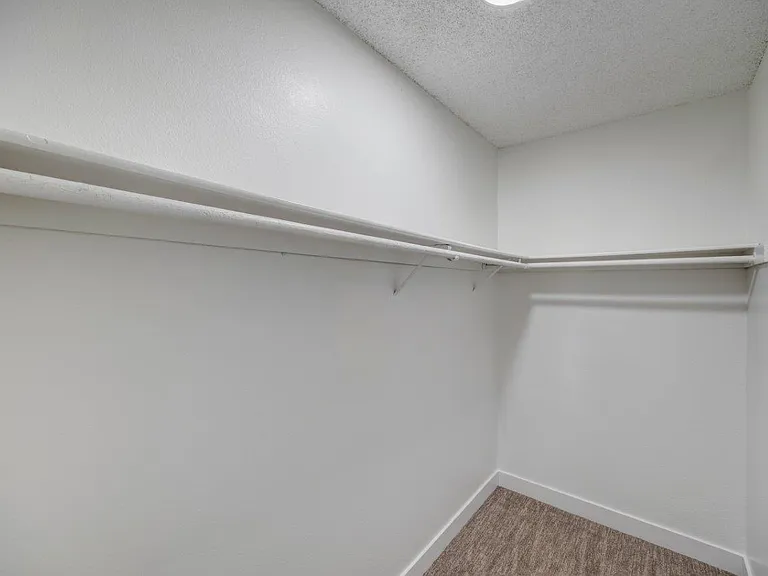 5400 Vistas — Photo 13