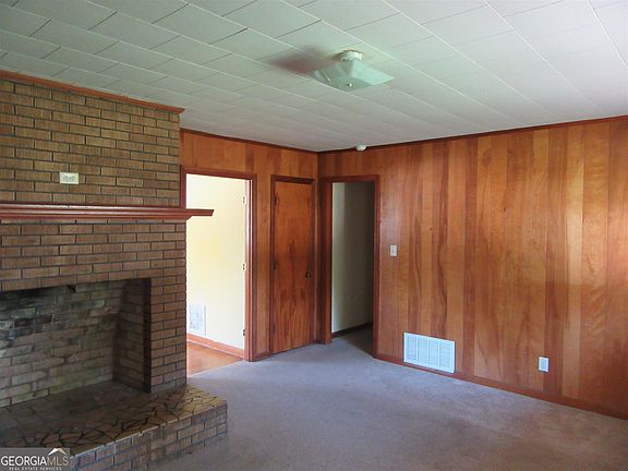 3rd image of 125 Lanier Dr