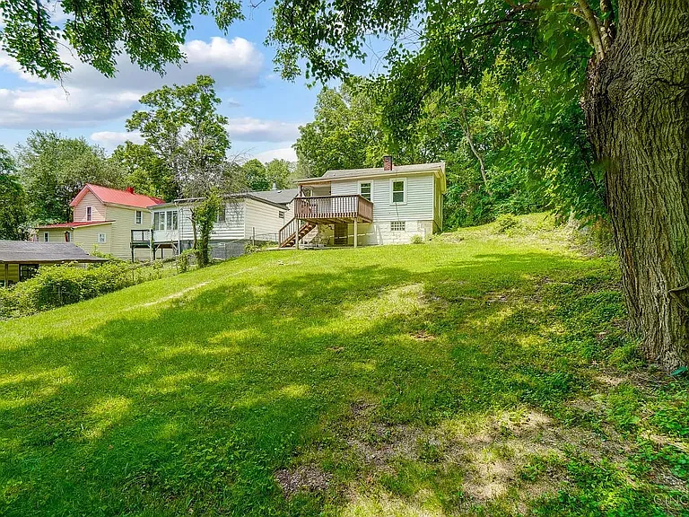 5128 Blaesi St — Photo 33