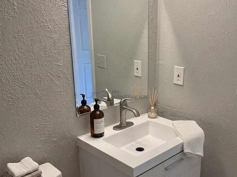 Harambee Apartments — Photo 8