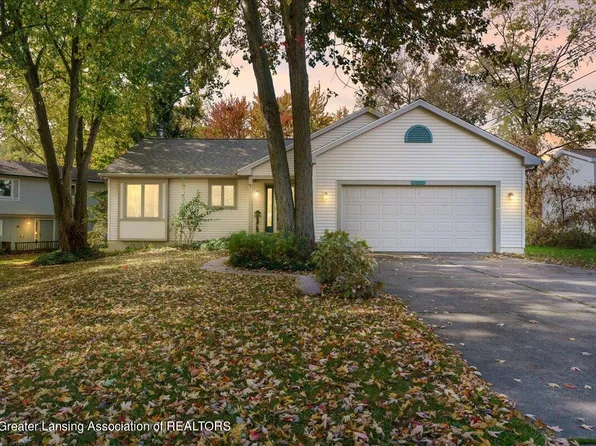 1121 Garfield Ave, Lansing, MI 48917