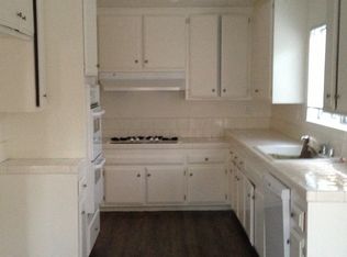 808 S Wayfield St, Orange, CA 92866