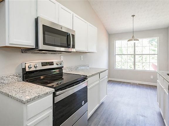 3rd image of 5557 Parkfield Ct