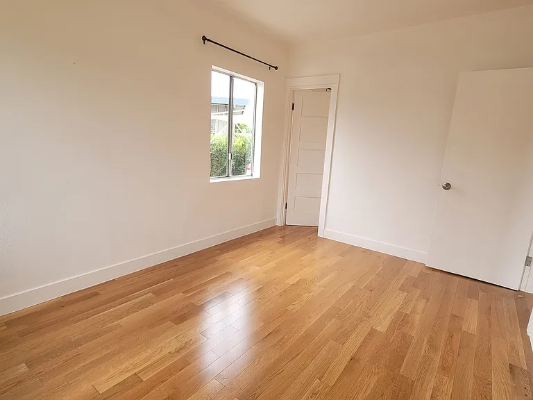1911 Griffin Ave #1 — Photo 7