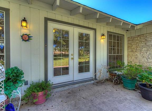 5th image of 9209 Lauralan Dr