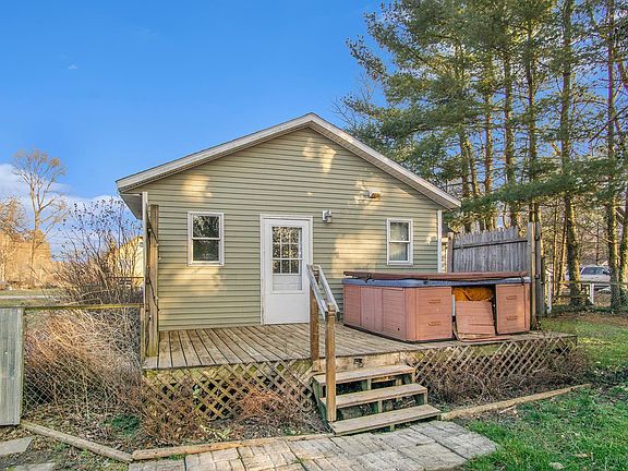 5th image of 13364 7th St