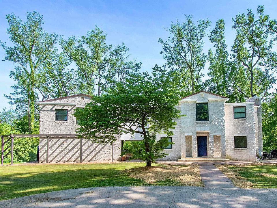 1st image of 9903 Circlewood Dr